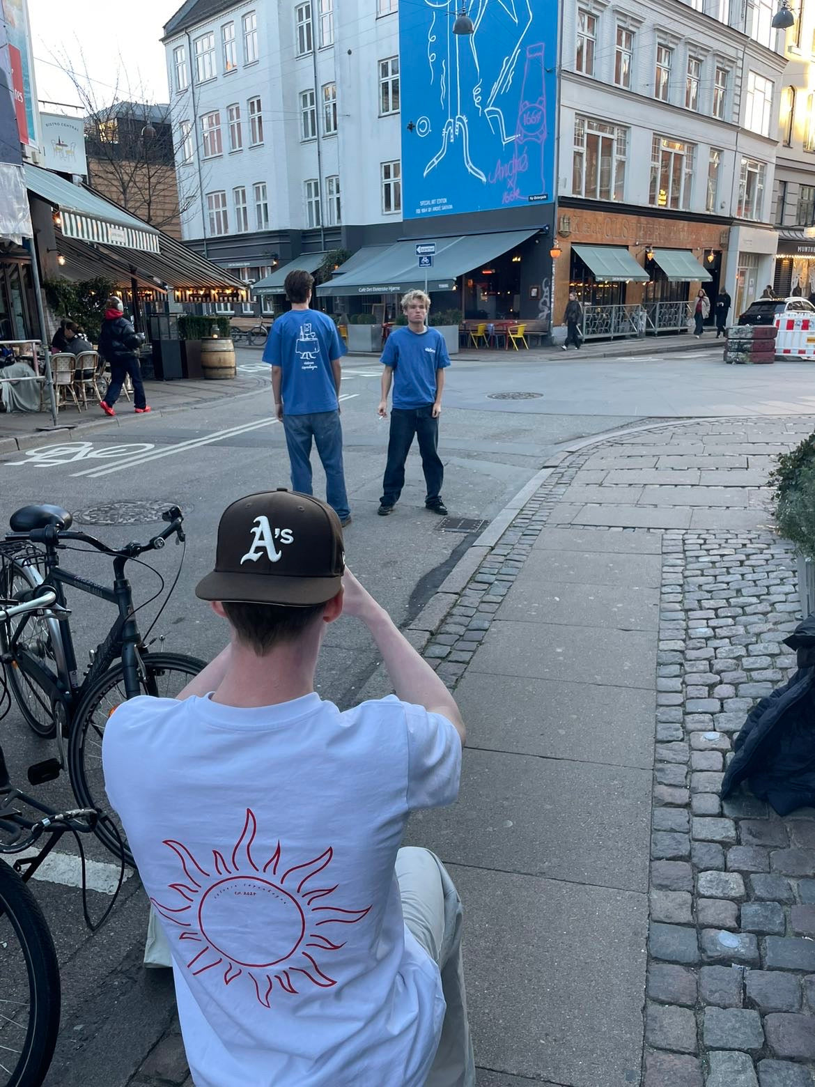 Red Sun Tee Hvid